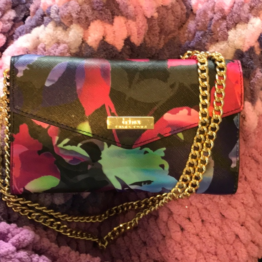 Trina Turk Shoulder Strap Wallet